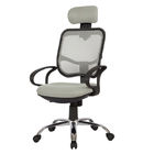 Chaise grise d'ordinateur personnel de tissu de couleur avec l'appui-tête, dos de maille pour le bureau