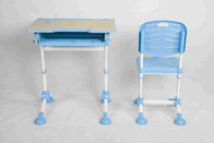 Taille cachée de bureau et de chaise de meubles de salle de jeux d'enfants de plastique de tiroir/pied réglables réglés